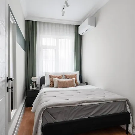 Quiet & Bright 2br - Near Metro *