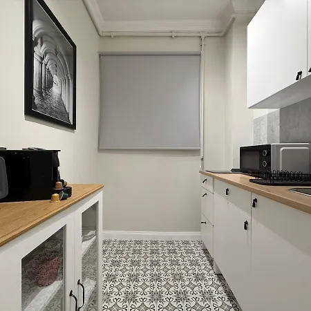 Quiet & Bright 2br - Near Metro * İstanbul